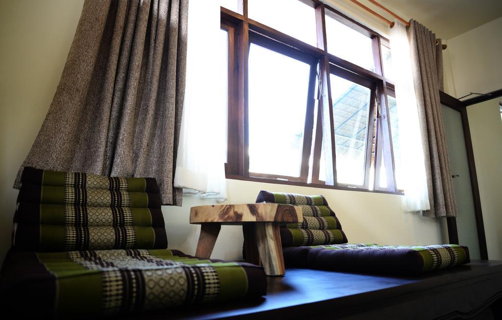 Nawa Saraan Hotel Csiangmaj Szoba fotó